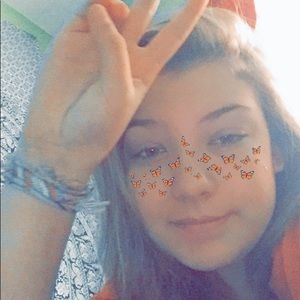 Meet your Posher, April